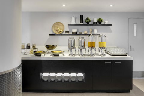 Ibis Styles Sydney Central - Darwin Holiday 12