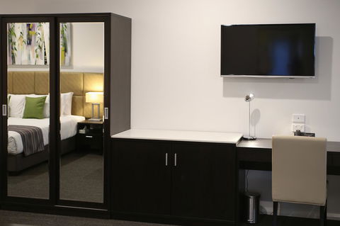 Best Western Plus Bolton On The Park - Darwin Holiday 13