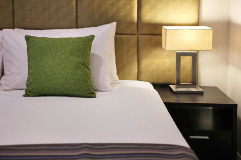 Best Western Plus Bolton On The Park - Darwin Holiday 24