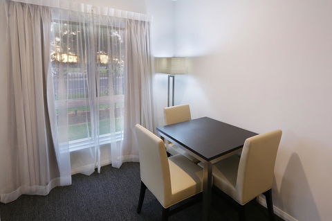 Best Western Plus Bolton On The Park - Darwin Holiday 7