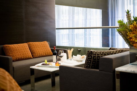 Fraser Suites Sydney - Darwin Holiday 24