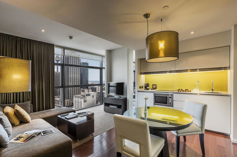 Fraser Suites Sydney - Darwin Holiday 0