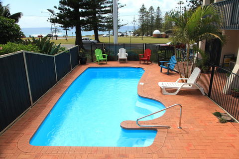 Beach House Holiday Apartments - Darwin Holiday 19