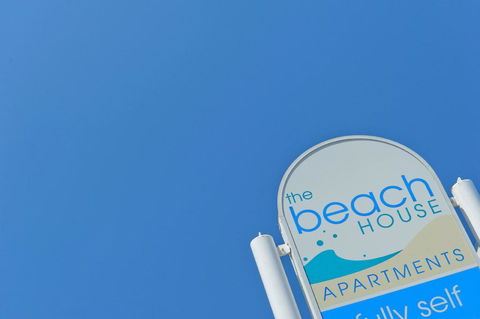Beach House Holiday Apartments - Darwin Holiday 3