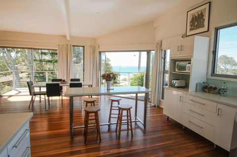 Valla's Beach House - Darwin Holiday 11