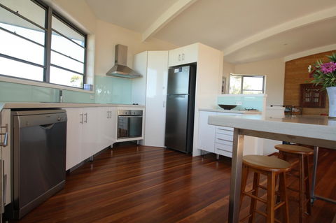 Valla's Beach House - Darwin Holiday 8