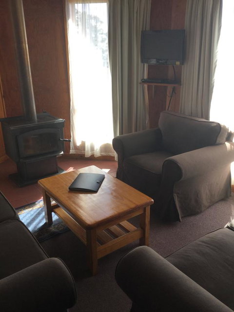 Jenolan Cabins - Darwin Holiday 12