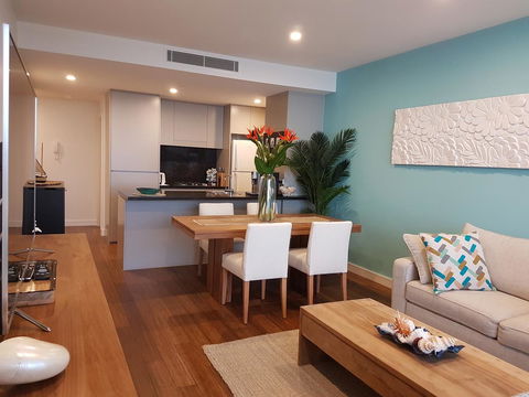 Arena Luxury Beachfront Apartment - Darwin Holiday 39
