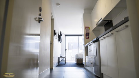 Crown On Darby Newcastle - Darwin Holiday 21