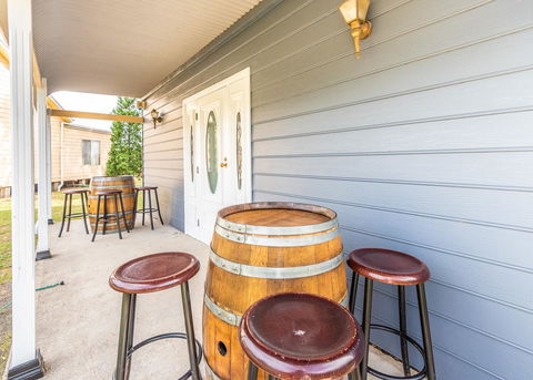 Madigan Wine Country Cottages - Darwin Holiday 21