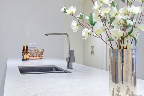 CBD Luxury New 2 Bedrooms Next To Darling Habour - Darwin Holiday 13