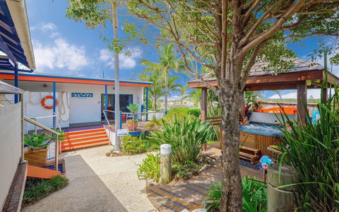 Coast Yamba - Adults Only - Darwin Holiday 4