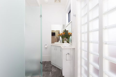 Coast Yamba - Adults Only - Darwin Holiday 6
