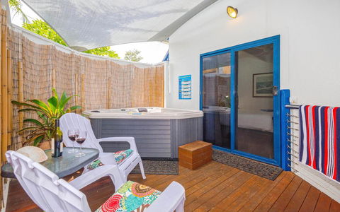 Coast Yamba - Adults Only - Darwin Holiday 3