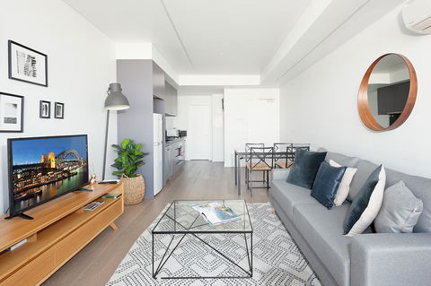 Newtown's Best Designer Apartment - Darwin Holiday 1