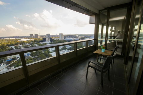 Olympic Park Sunshine 2 Bedrooms Apts With Private Parking - Darwin Holiday 6