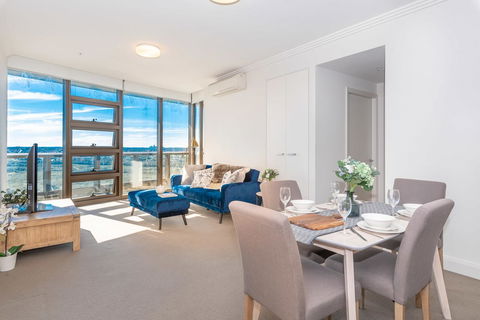 Olympic Park Sunshine 2 Bedrooms Apts With Private Parking - Darwin Holiday 25