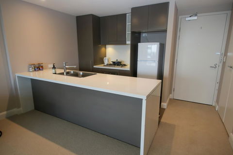 Olympic Park Sunshine 2 Bedrooms Apts With Private Parking - Darwin Holiday 9