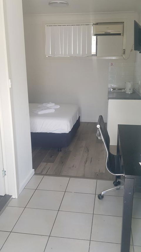 Appin Village Motel - Darwin Holiday 35