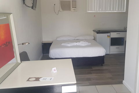 Appin Village Motel - Darwin Holiday 13