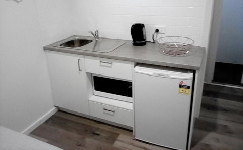 Appin Village Motel - Darwin Holiday 2