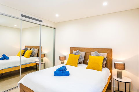 Near Train Station, New 2 BR Apt/free Parking - Darwin Holiday 25