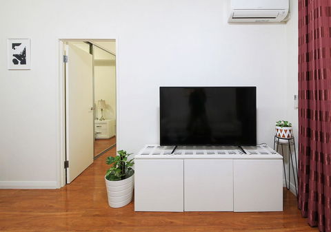 Sydney Apartment Close To Airport & CBD - Darwin Holiday 9