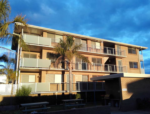 Narooma Palms Holiday Apartments - Darwin Holiday 1
