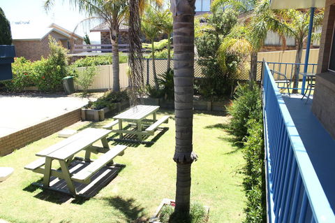 Narooma Palms Holiday Apartments - Darwin Holiday 8