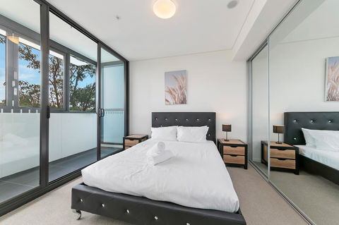 Stylish And Neat Two Bed Apartment In Wentworth Point - Darwin Holiday 7