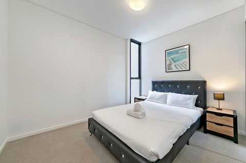 Stylish And Neat Two Bed Apartment In Wentworth Point - Darwin Holiday 6
