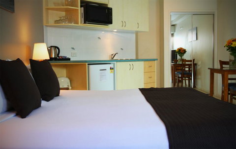 The Byron Beachcomber - Darwin Holiday 8