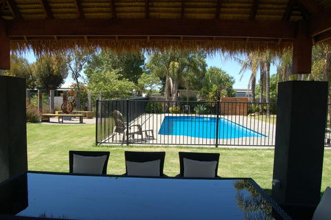 Federation Motel Resort - Corowa - Darwin Holiday 1