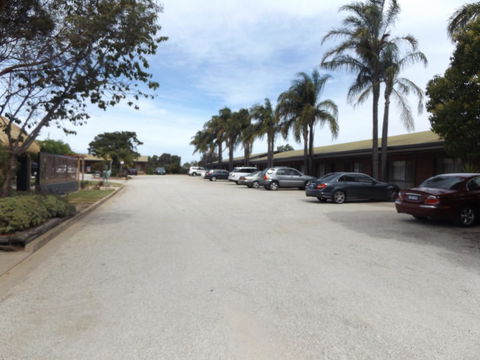 Federation Motel Resort - Corowa - Darwin Holiday 38