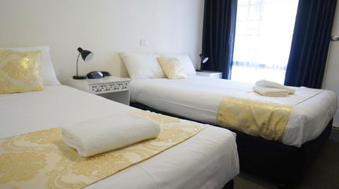 Highway Motor Inn Taree - Darwin Holiday 8
