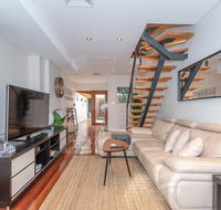 2 Bed House  Loft in Pyrmont - Darwin Holiday