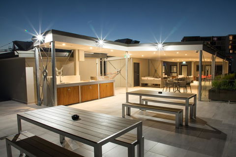 Studio 8 Residences - Adults Only - Darwin Holiday 9