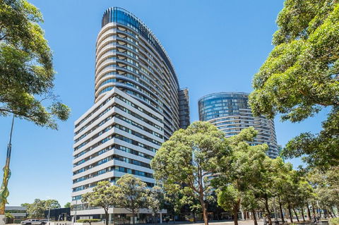 Australian Tower Stay - Darwin Holiday 0