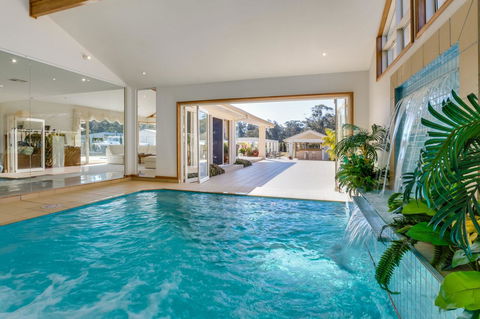 One Mile Mansion - Private Coastal Retreat FREE FAMILY ADVENTURE PASS - Darwin Holiday 5