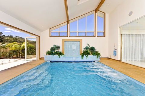 One Mile Mansion - Private Coastal Retreat FREE FAMILY ADVENTURE PASS - Darwin Holiday 4