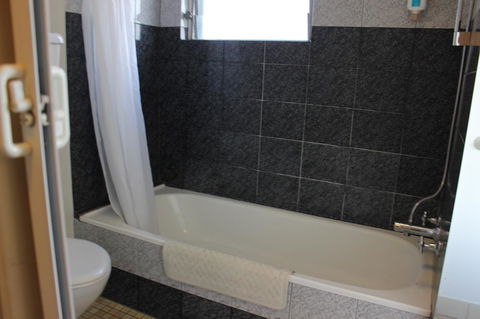 Hume Inn Motel Albury CBD - Darwin Holiday 18
