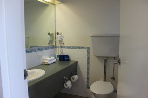Hume Inn Motel Albury CBD - Darwin Holiday 7