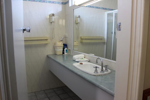 Hume Inn Motel Albury CBD - Darwin Holiday 23