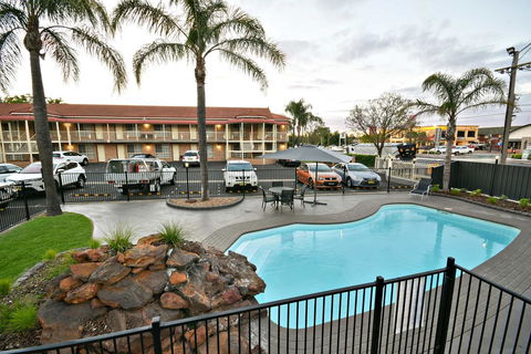 The Aberdeen Motel - Darwin Holiday 8