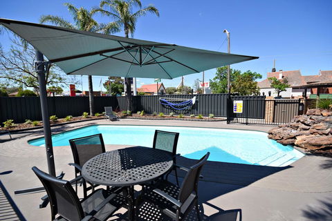 The Aberdeen Motel - Darwin Holiday 12