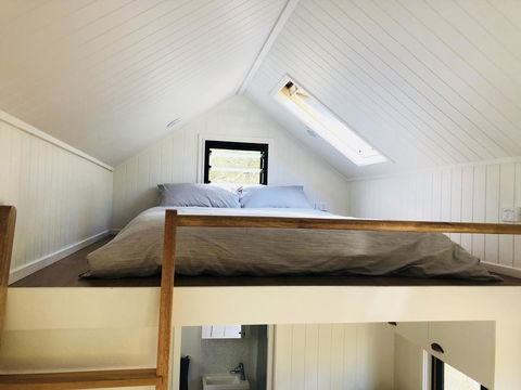 Christopher Tiny House - Darwin Holiday 3