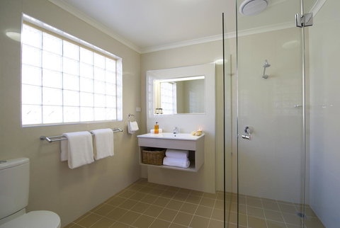 Marty's @ Little Beach - Darwin Holiday 12