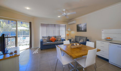 Marty's @ Little Beach - Darwin Holiday 14