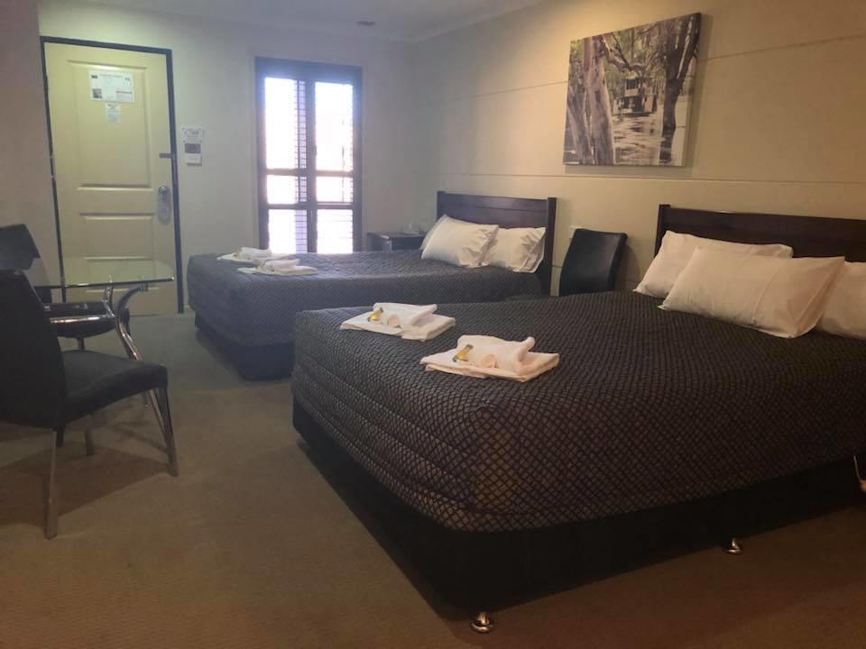 Balranald NSW Darwin Holiday