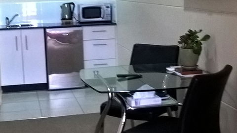 Balranald Club Motel - Darwin Holiday 6
